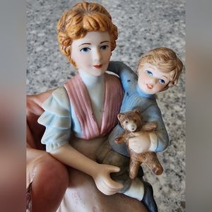 Vintage Homco 'Storytime' figurine, 1460, 6" tall. EUC